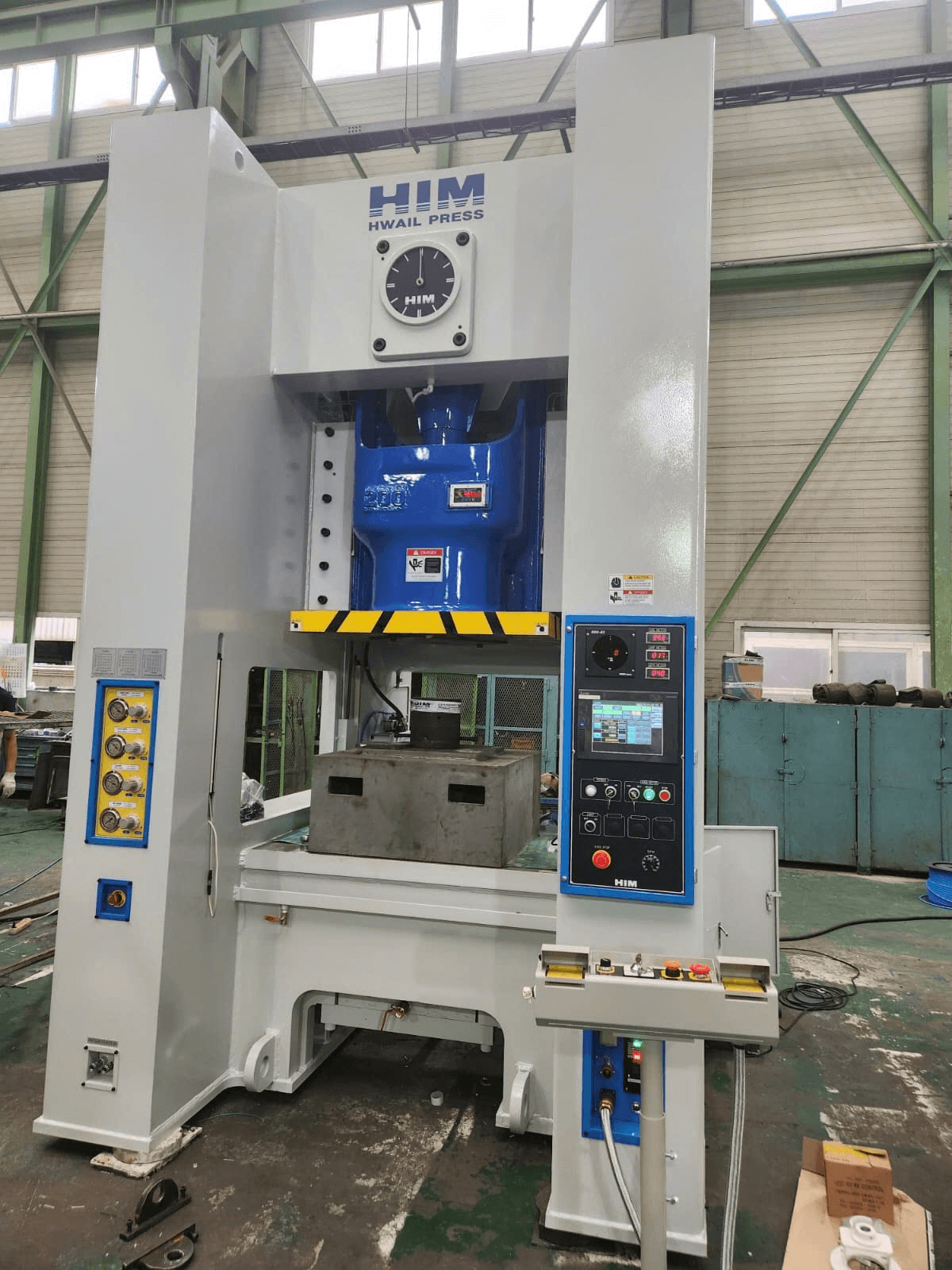 Tổng quan máy dập HIM