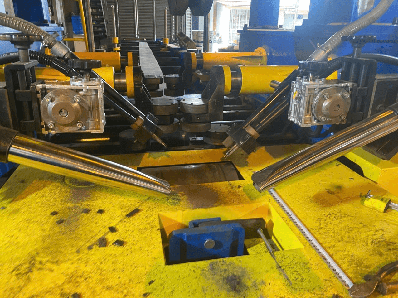 Máy hàn 3in1 khi vừa thi công xong